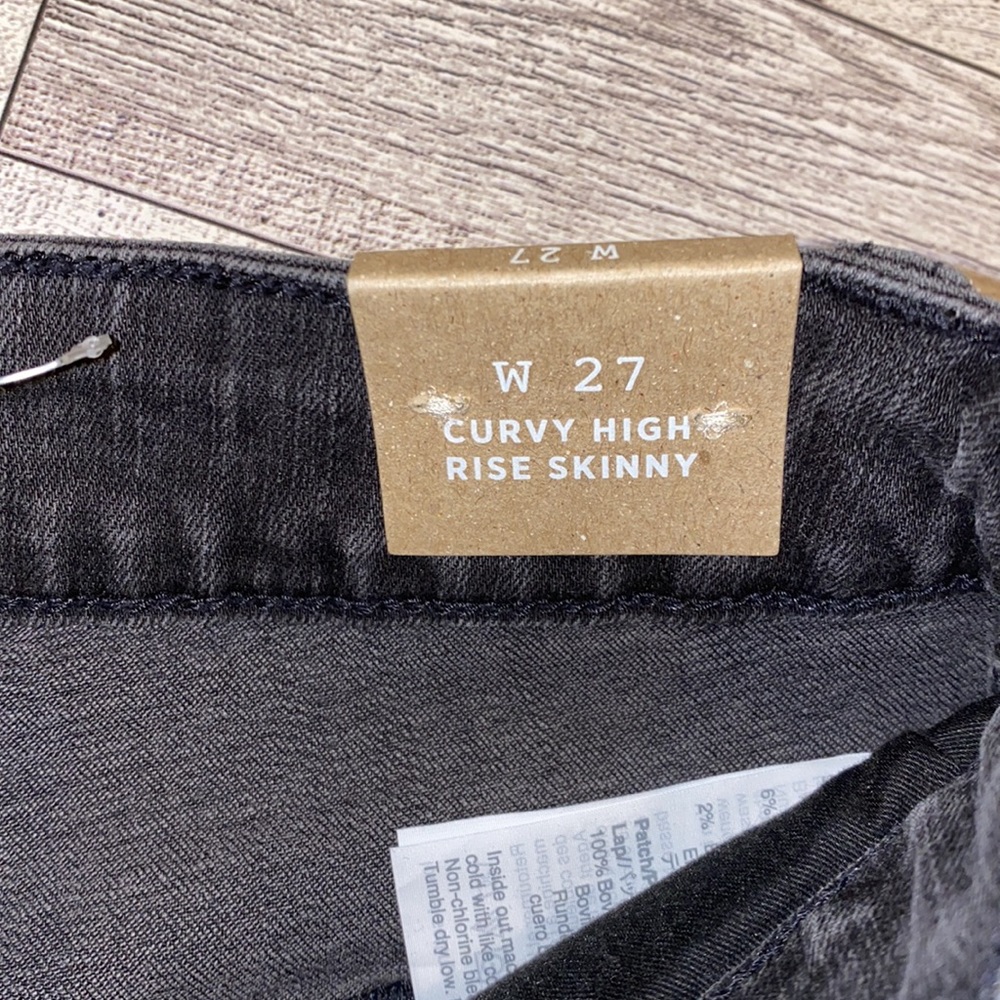 NWT!! Madewell Curvy High Rise Skinny Distressed Jeans Faded Black Size 27 - Picture 7 of 10
